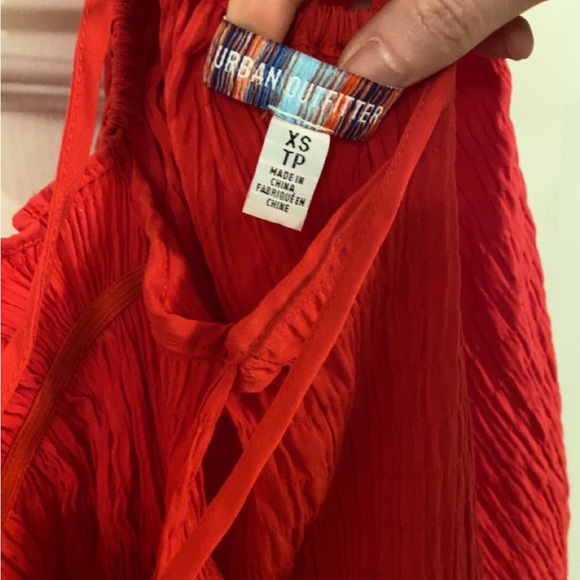 Urban Outfitters Tie Back Puff Sleeve Crop Blouse - Picture 2 of 3